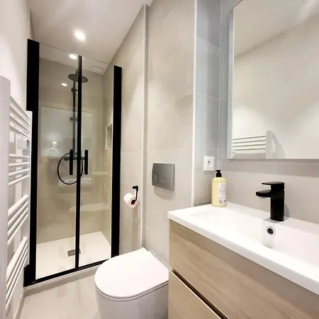 Le Petit Four Jardin - Dans Le Vieil Apartman Antibes