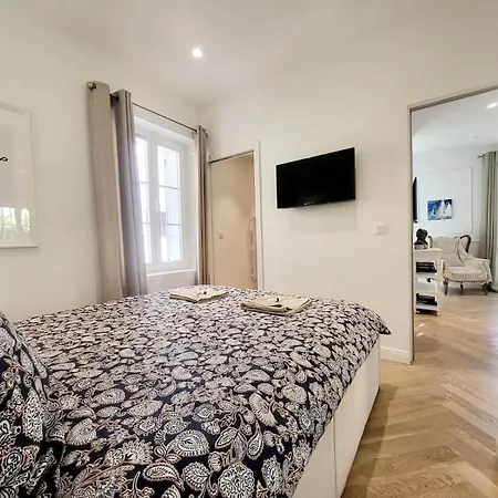 Apartman Le Petit Four Jardin - Dans Le Vieil Antibes