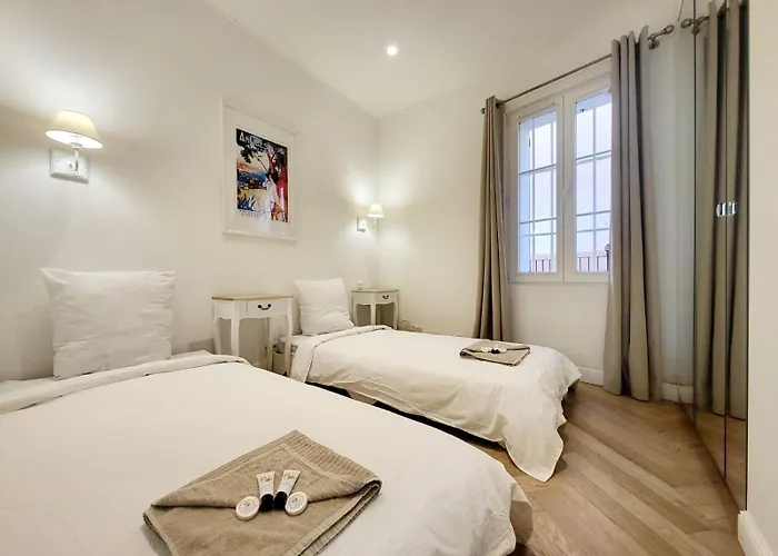 Daire Le Petit Four Jardin - Dans Le Vieil *